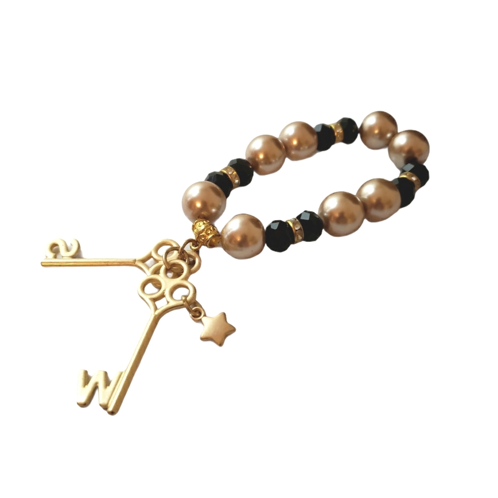 Handcrafted Vintage Keys Beaded Elastic Bracelet